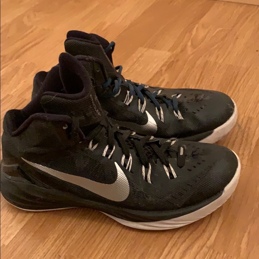 Nike hyperdunks - Picture 2 of 4